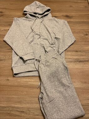 Grey ALO yoga Jogger Set